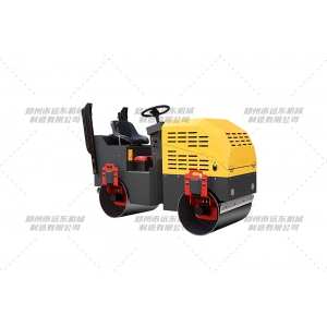 1000型座駕雙輪振動(dòng)壓路機